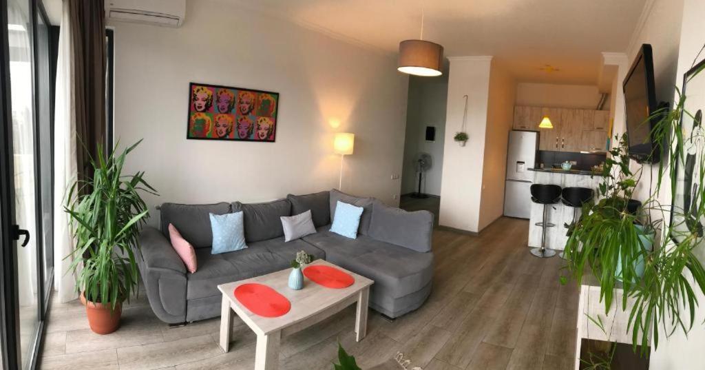 Ameri Plaza Green Apartments Tbilisi ภายนอก รูปภาพ