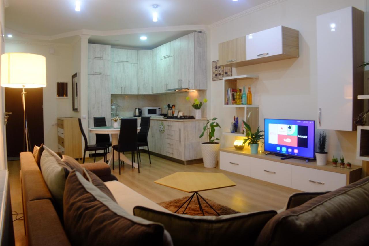 Ameri Plaza Green Apartments Tbilisi ภายนอก รูปภาพ